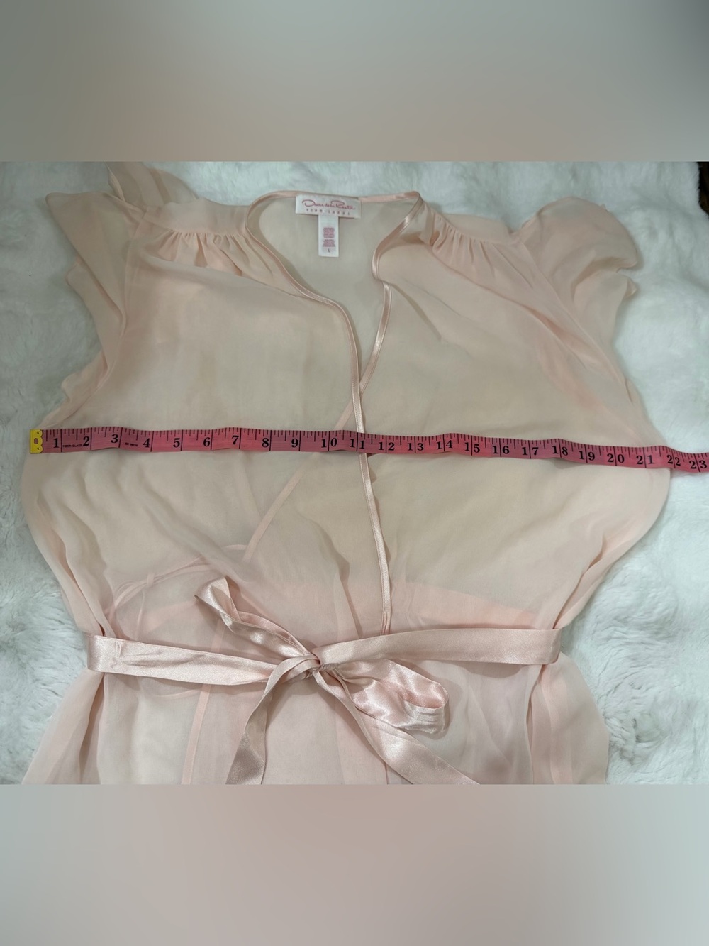 Oscar de la Renta Sleepwear Sheer Satin-Trim Robe in Blush - Picture 7 of 10